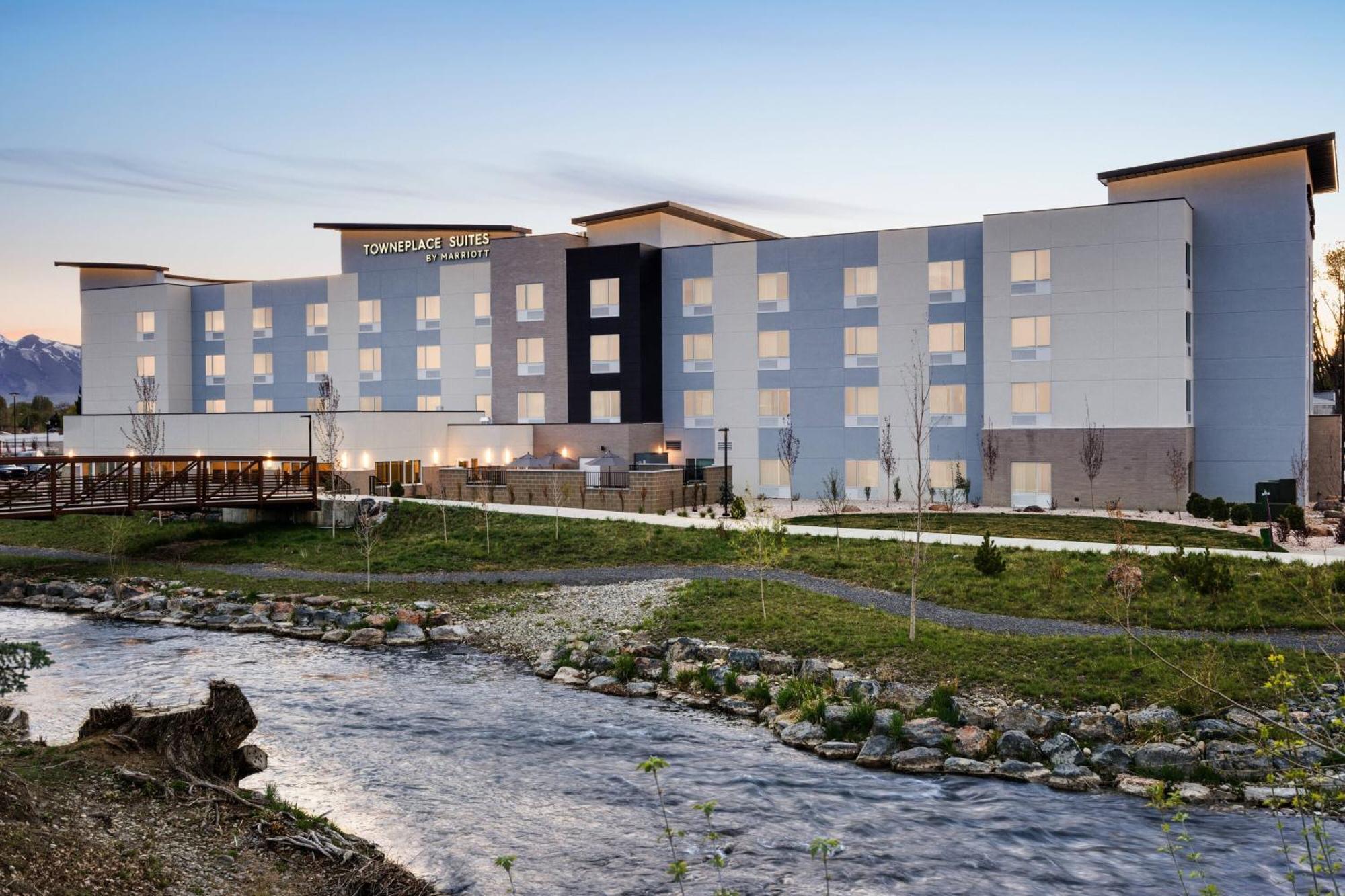 Towneplace Suites By Marriott Logan Dış mekan fotoğraf